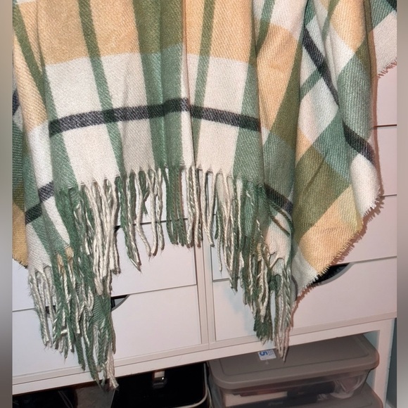 Dry Goods by David and Young NWT Belted Plaid Kimono - Picture 8 of 8